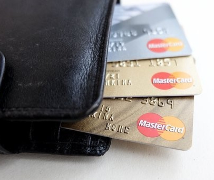 How to Choose the Best Credit Card For Wellness