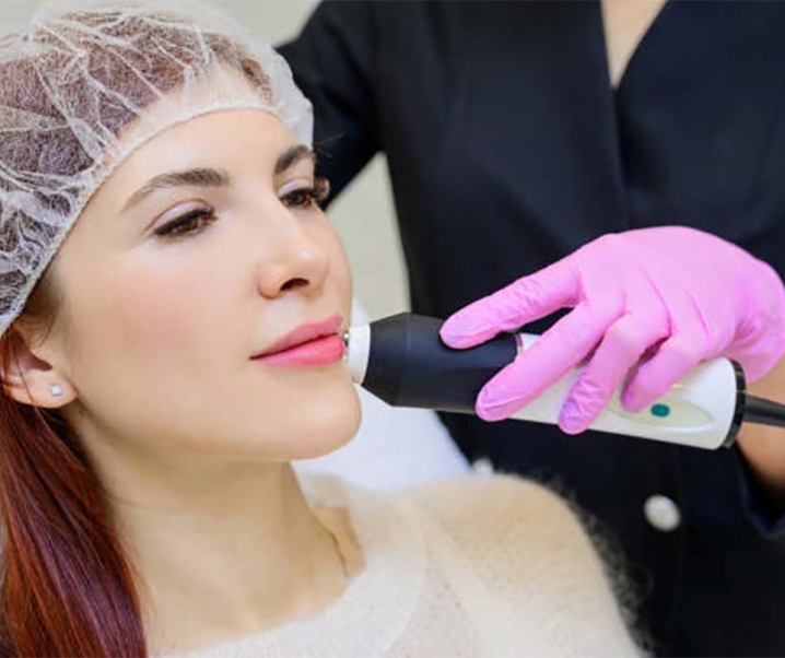 Top Non-Surgical Facial Procedures for Aesthetic Enhancement